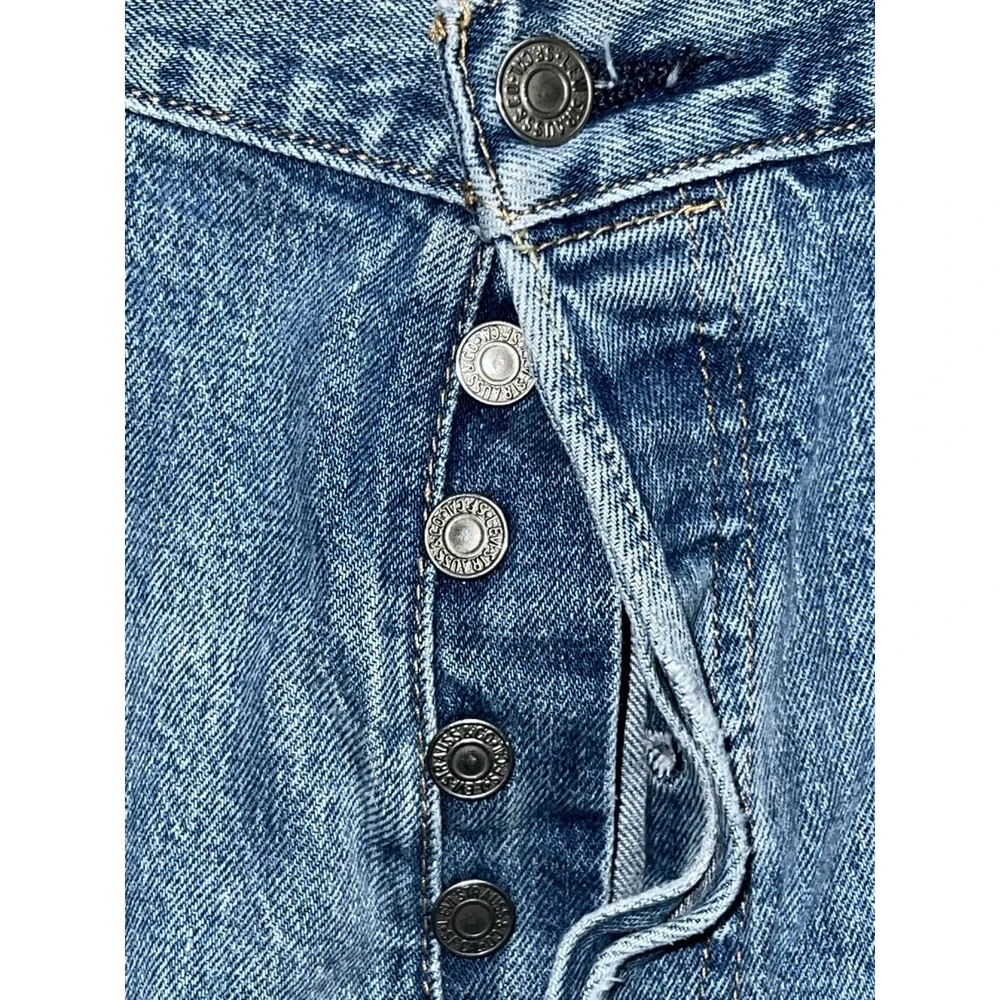 Levis 501 Original Fit Mens Blue Denim Jeans 34x34 Button Fly Straight Leg 06/04